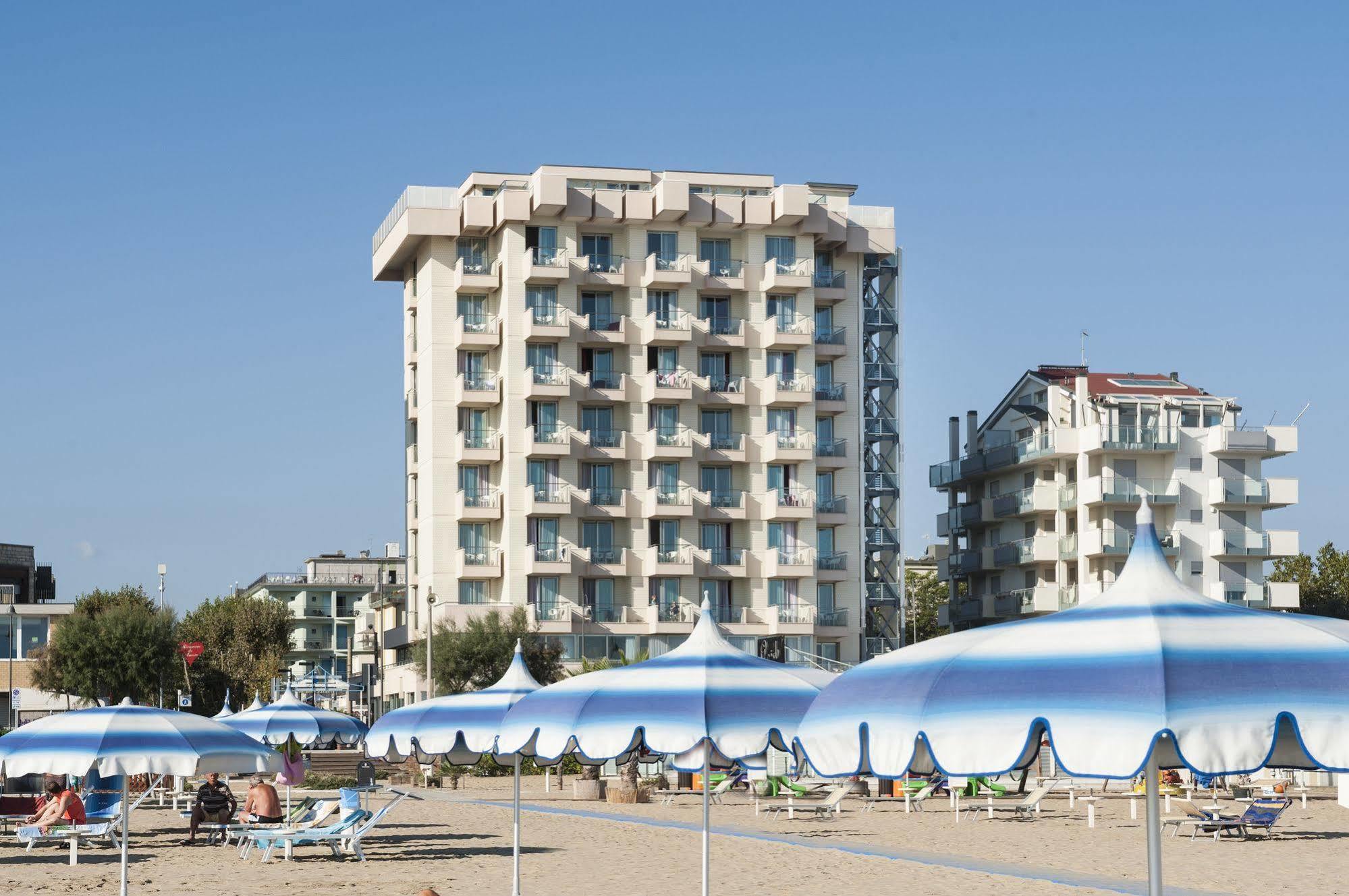 Terminal Palace & Spa Rimini Esterno foto